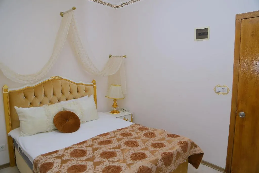 Room, Huri & Nuri Hotel, Izmir