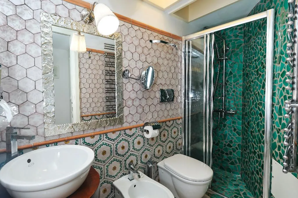 TRIPLE COMFORT Room, Botanico San Lazzaro, Naples