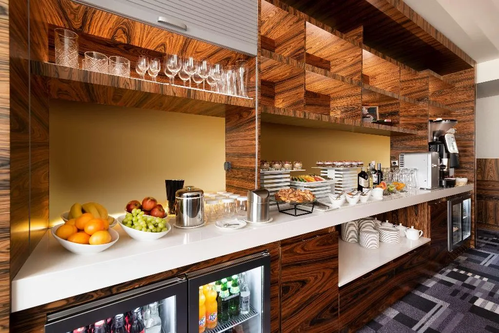 Restaurant, DoubleTree by Hilton Krakow Hotel & Convention Cen, Krakow