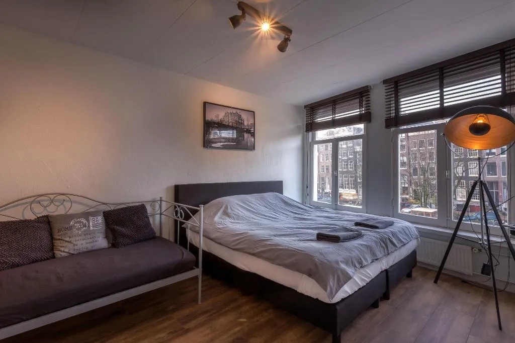 Room, Hotel Canal View, Amsterdam