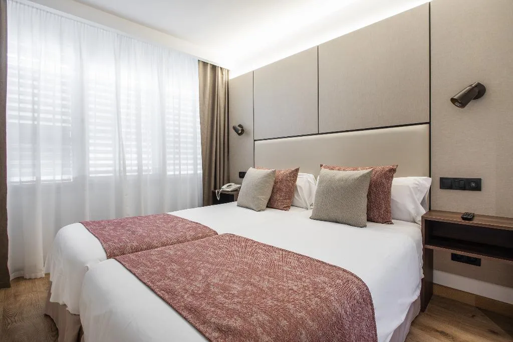 APARTMENT ONE BEDROOM Room, Pierre & Vacances Madrid Aptos Eurobuilding 2, Madrid