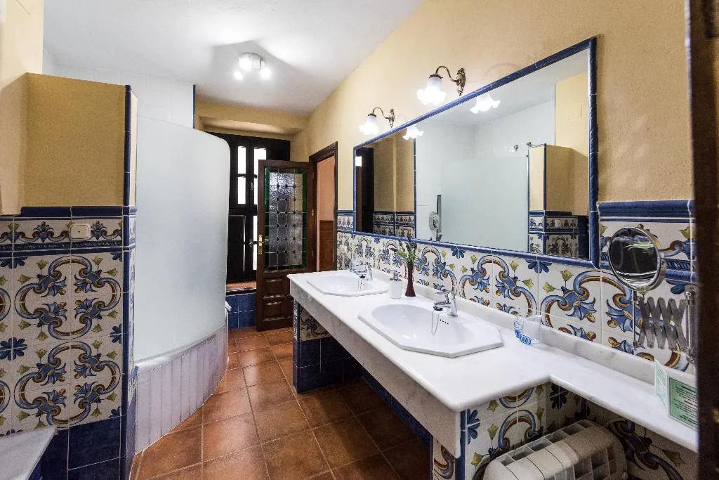 JUNIOR SUITE STANDARD Room, Soho Boutique Palacio San Gabriel  Ronda, Costa Del Sol