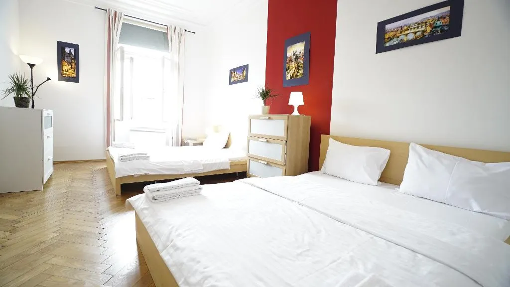 APARTMENT ONE BEDROOM ONE BATHROOM Room, Royal Road Residence, Prague