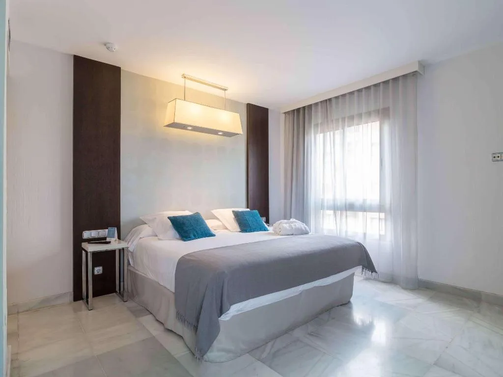 DOUBLE WITH KITCHENETTE Room, Suittes Hotel, Costa De La Luz