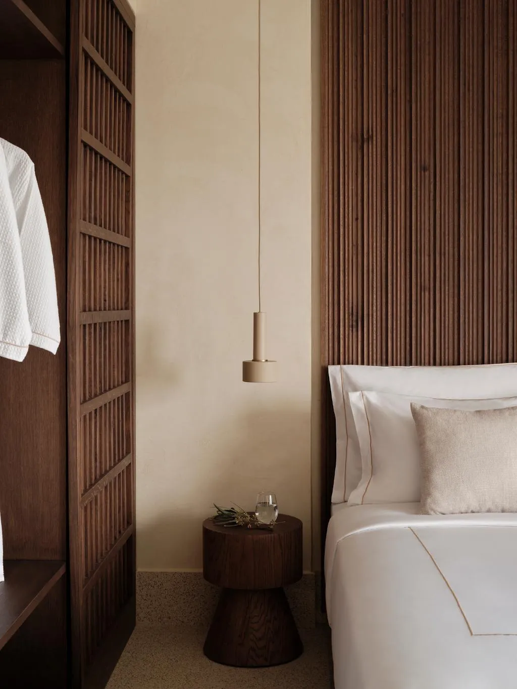 TRIPLE DELUXE ONE BEDROOM Room, Enarma Suites & Spa Wellness Retreat, Santorini