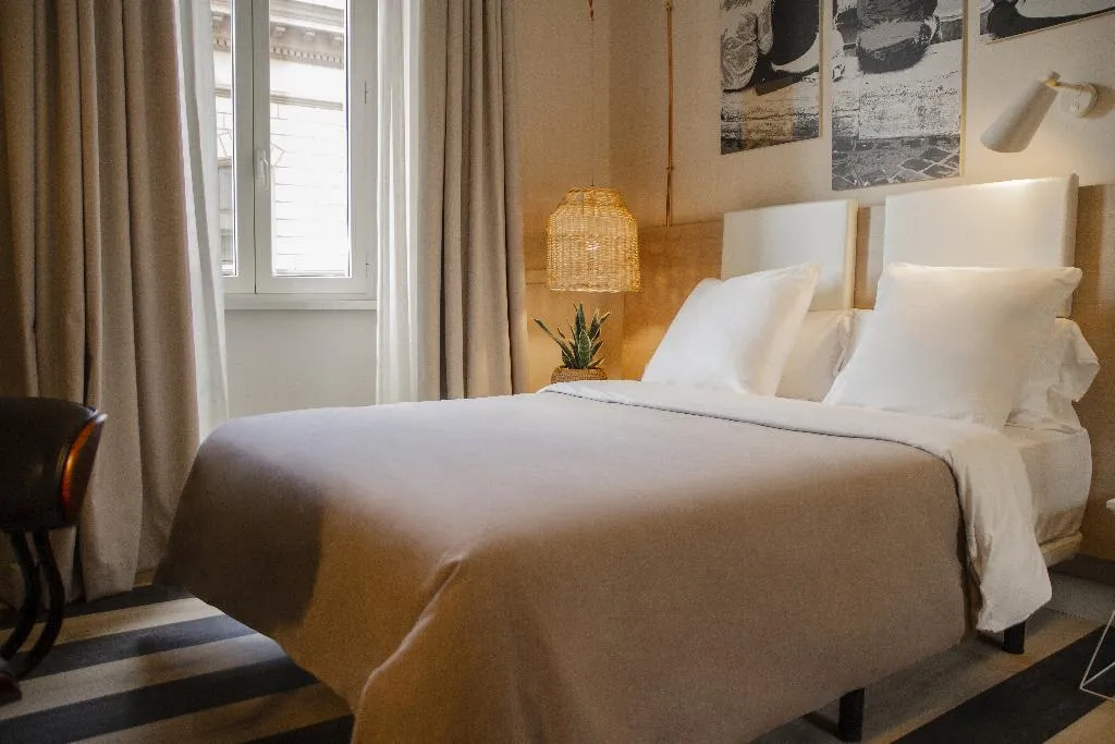 Room, Room Select Via Veneto, Rome