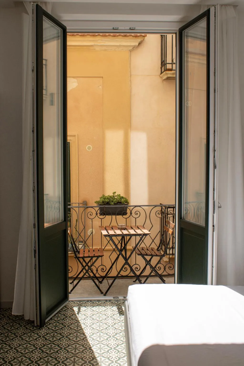TRIPLE DELUXE WITH TERRACE Room, Badia Nuova Apart Hotel, Palermo
