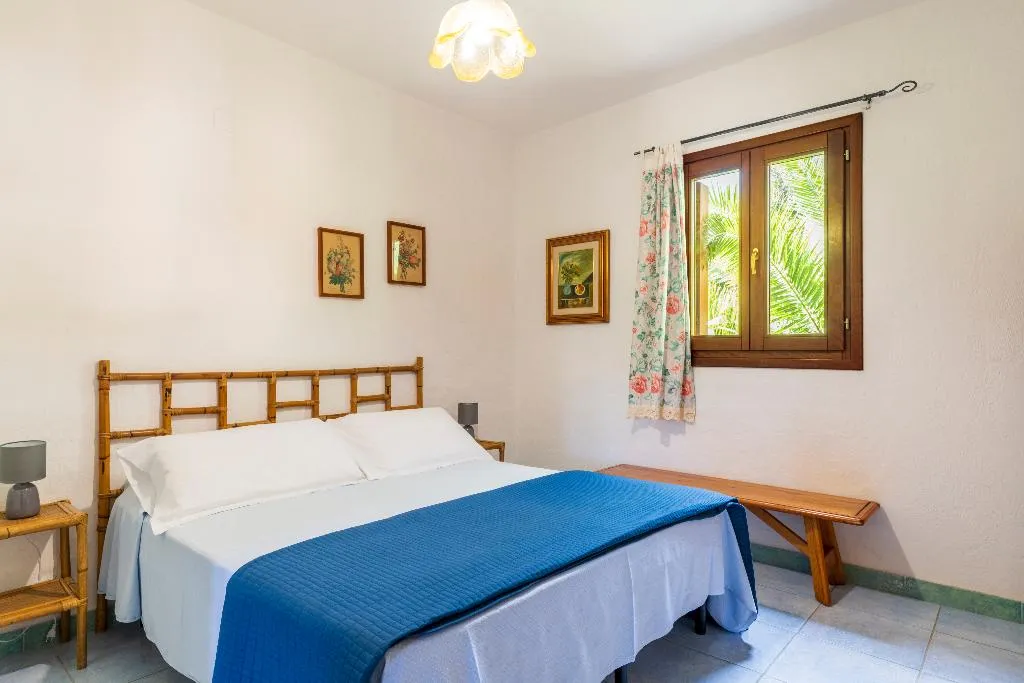 APARTMENT CAPACITY 4 Room, Appartamenti Tiffany, Olbia