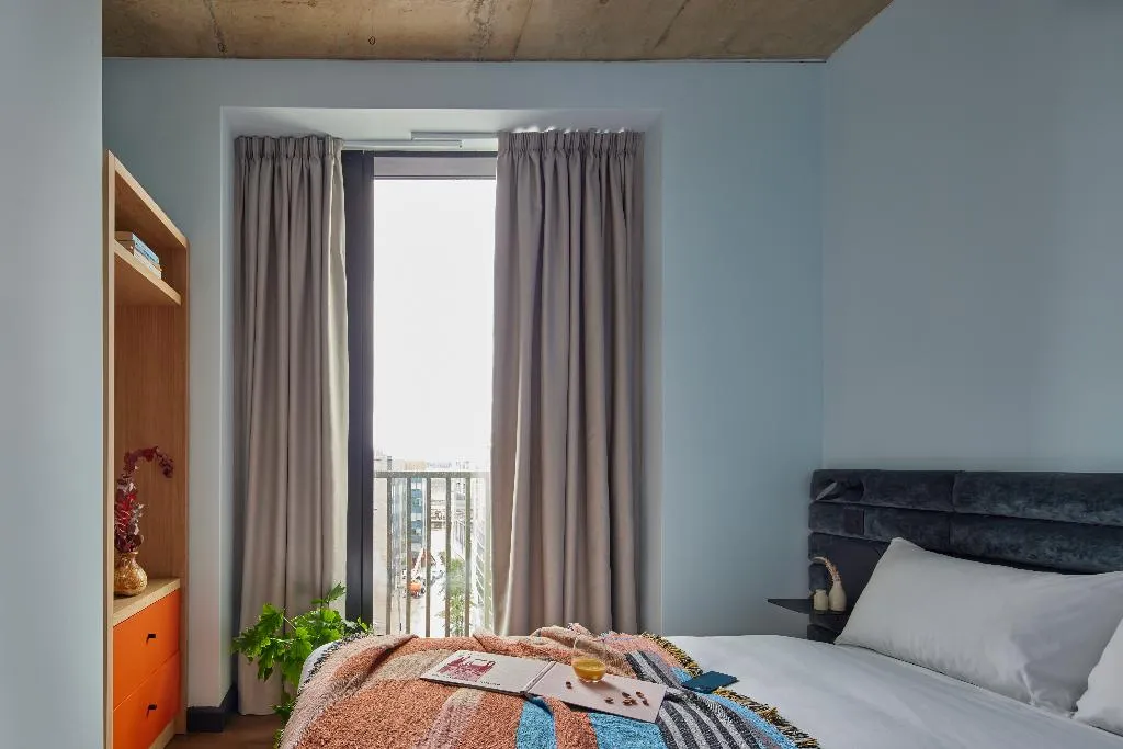 SUITE TWO BEDROOMS ONE BATHROOM Room, Beckett Locke, North Docks, Dublin