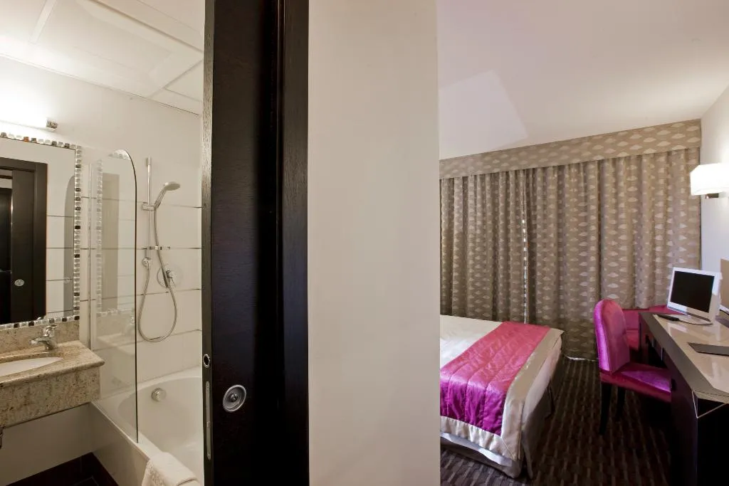 TWIN DELUXE Room, Grand hotel Mediterraneo, Florence