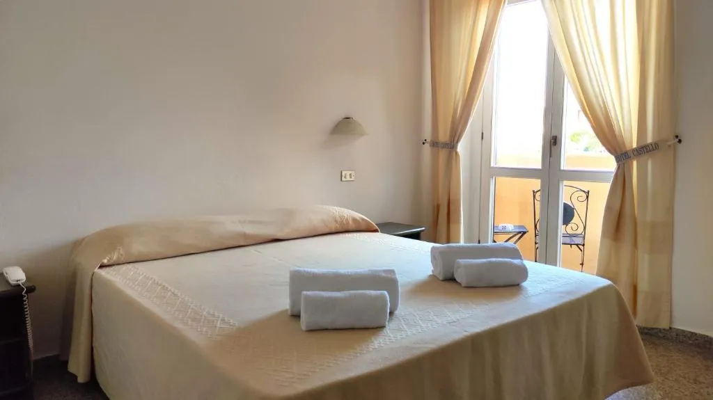 DOUBLE ECONOMY Room, Castello, Olbia