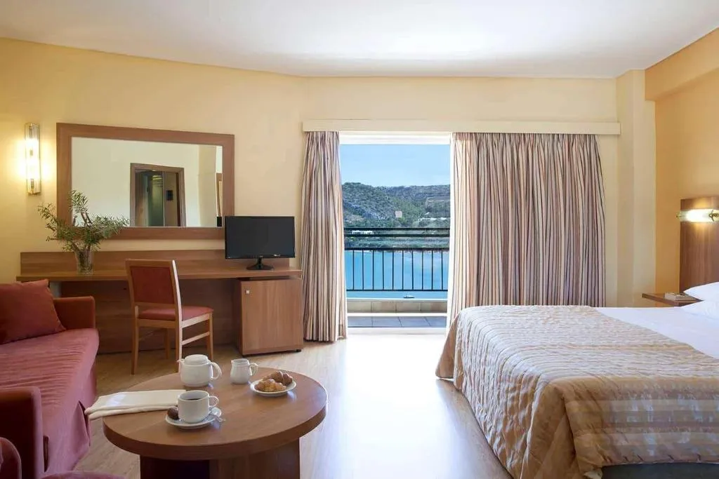 Room, Dolce Attica Riviera, Athens
