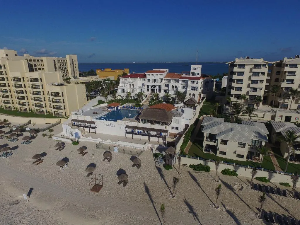 Beach, Casa Turquesa, Cancun Area