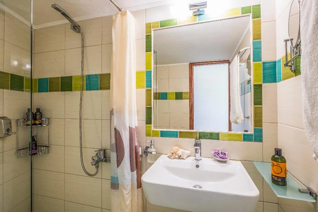 TRIPLE SUPERIOR Room, Aris, Crete