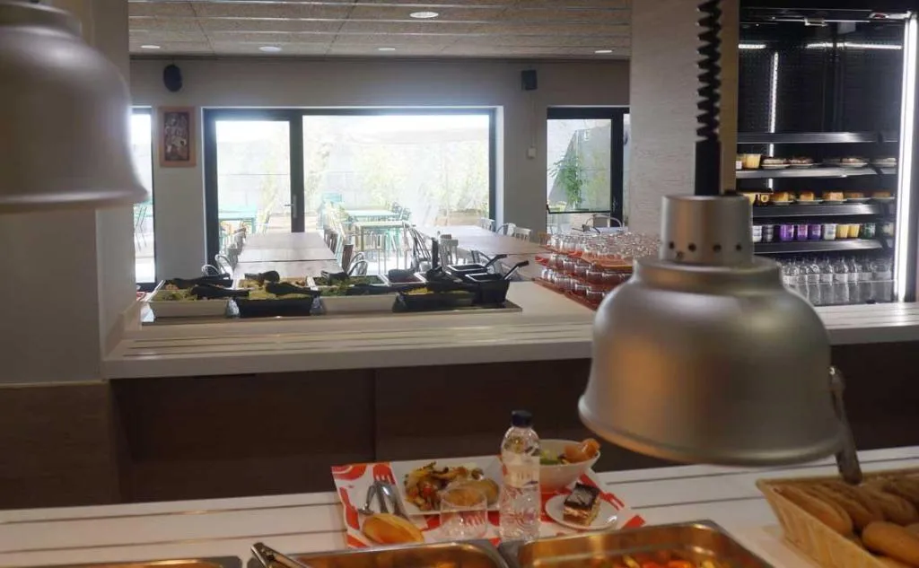 Restaurant, Youth Hostel Pere Tarres, Barcelona