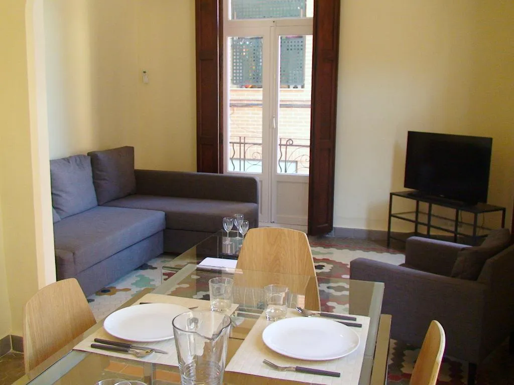 APARTMENT CAPACITY 4 ONE BEDROOM Room, Coroa Malvarrosa, Valencia