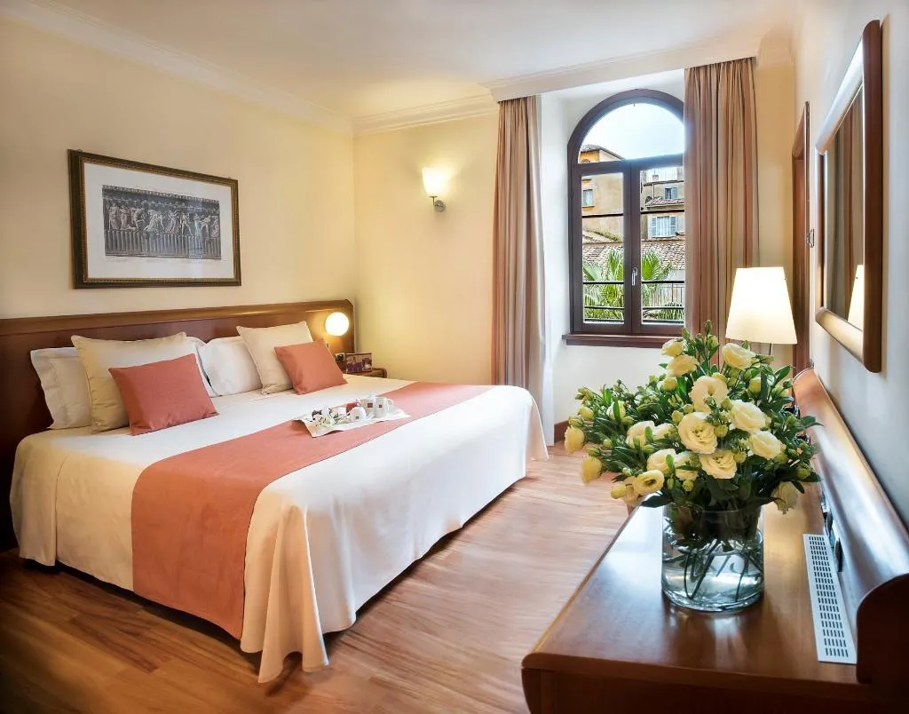DOUBLE SUPERIOR Room, Ponte Sisto, Rome