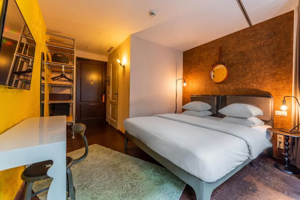 DOUBLE COMFORT Room, Hotel V Nesplein, Amsterdam