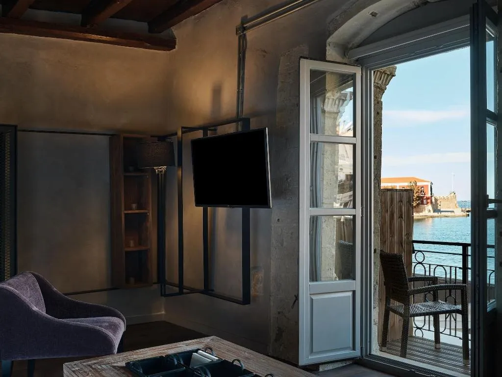 Room, Chania Inn, Crete