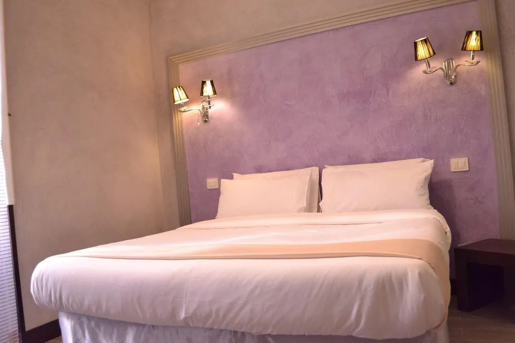 Room, Tiburtina House, Rome
