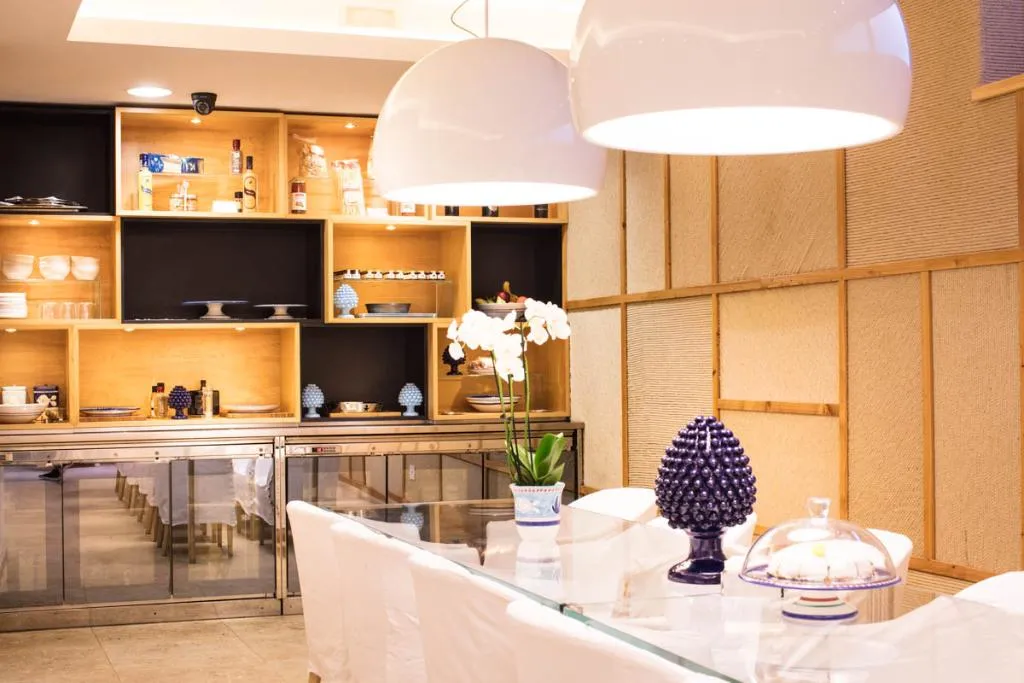 Lobby, Laqua by the Sea, Naples