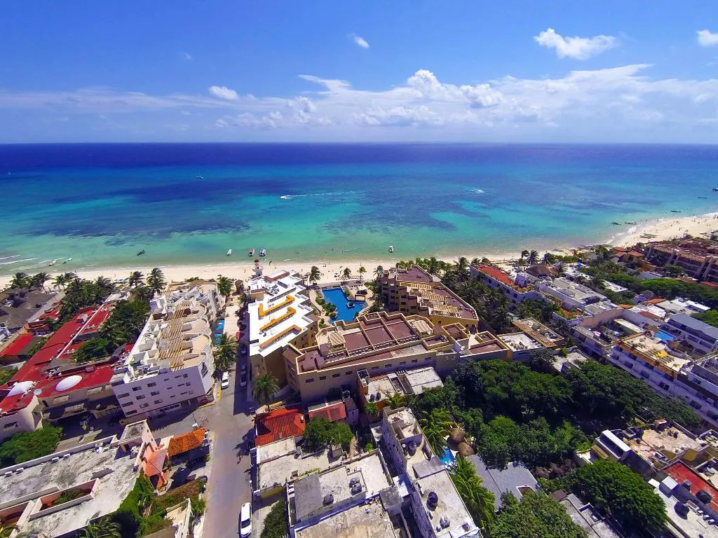Beach, El Faro Residences, Playa Del Carmen
