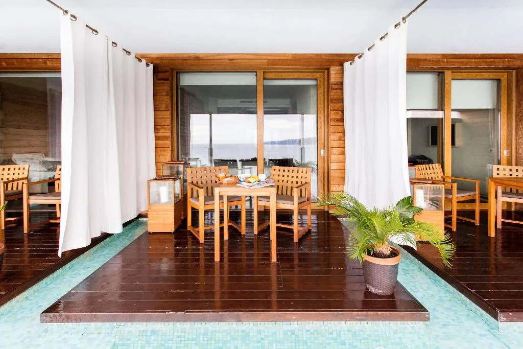 Room, Laqua by the Sea, Naples
