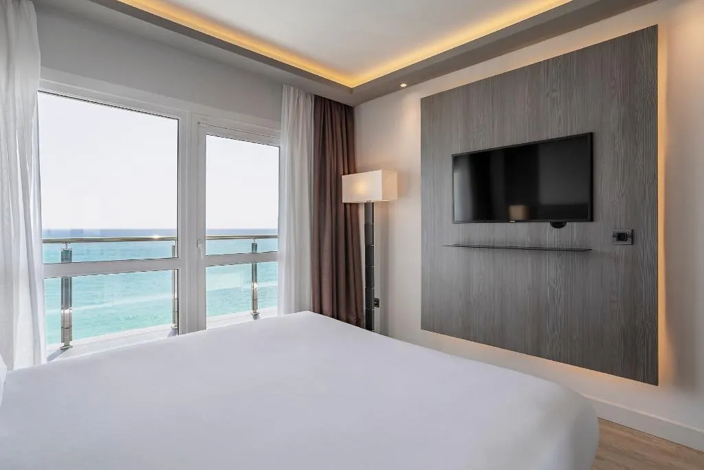 JUNIOR SUITE SEA VIEW Room, The Level Melia Alicante - Adults Only +18, Costa Blanca