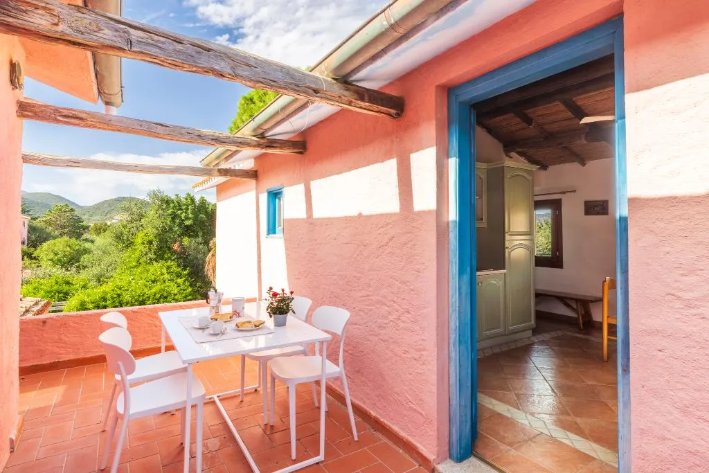 APARTMENT CAPACITY 6 Room, Appartamenti Tiffany, Olbia