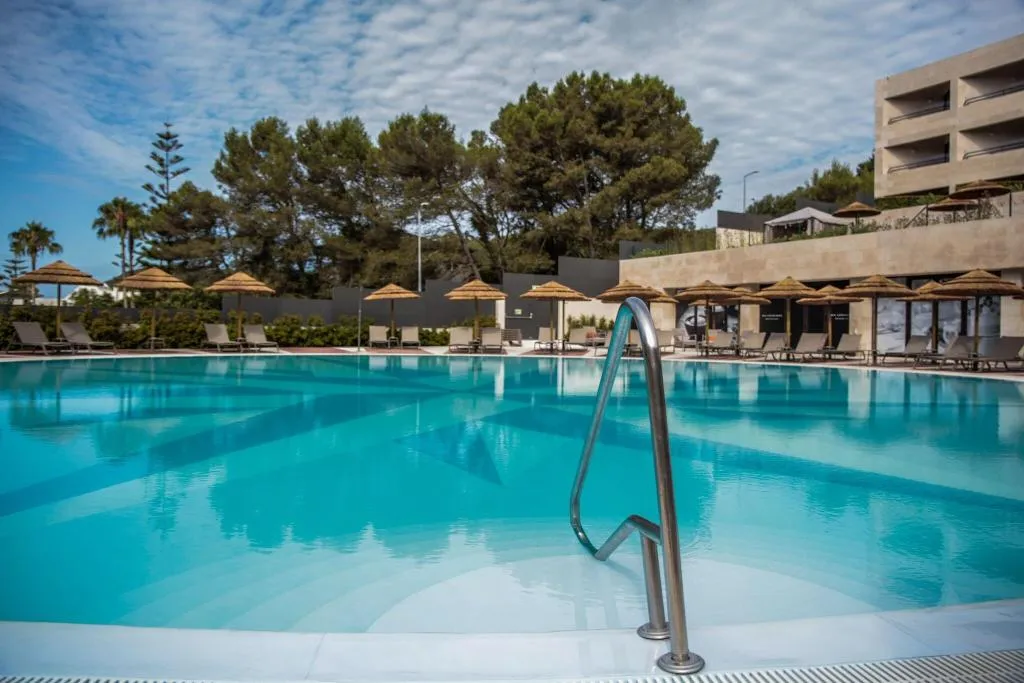 Pool, Four Points By Sheraton Sesimbra, Lisbon