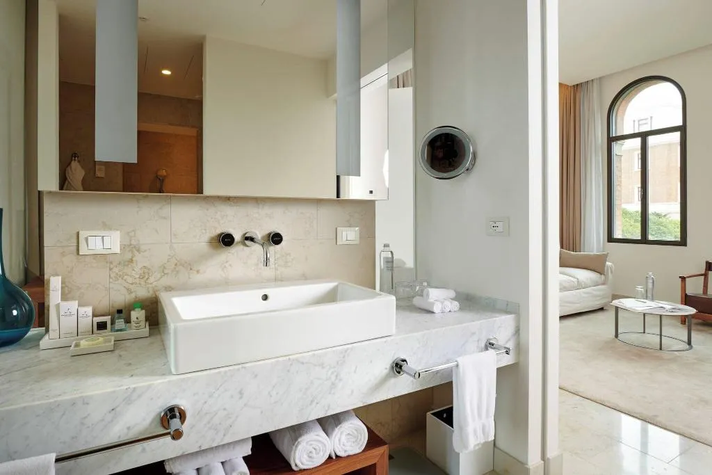 Room, JW Venice, Venice