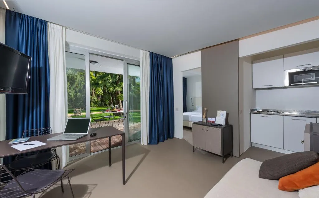 BUNGALOW CLASSIC TWO BEDROOMS Room, Grand Resort Du Lac Et Du Parc, Milan