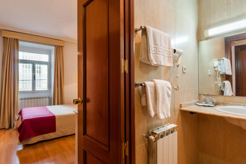 DOUBLE SINGLE USE STANDARD Room, Victoria, Andalucia