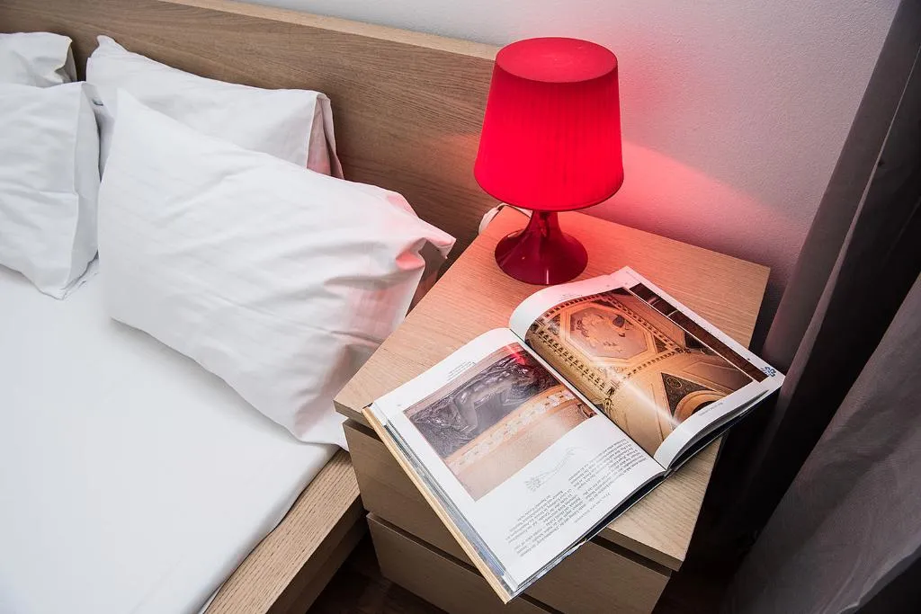 APARTMENT TWO BEDROOMS ONE BATHROOM Room, Royal Road Residence, Prague