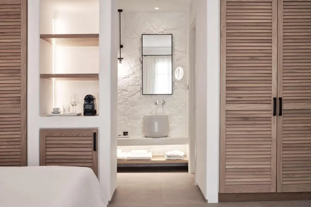 SUITE SUPERIOR SEA VIEW Room, Radisson Blu Euphoria Resort, Mykonos