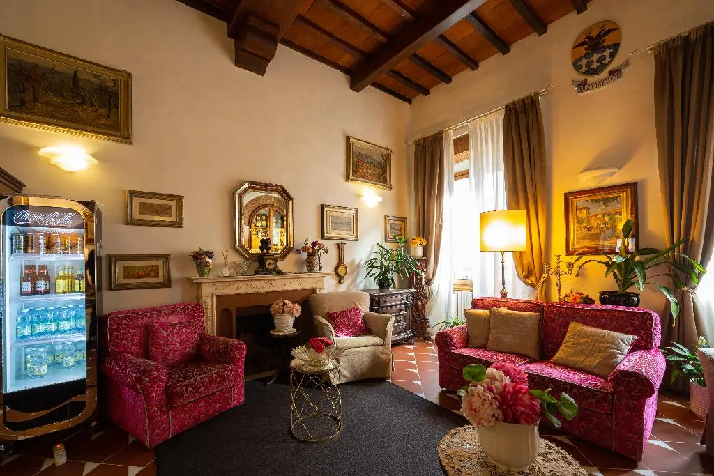 Lobby, Maxim Axial, Florence