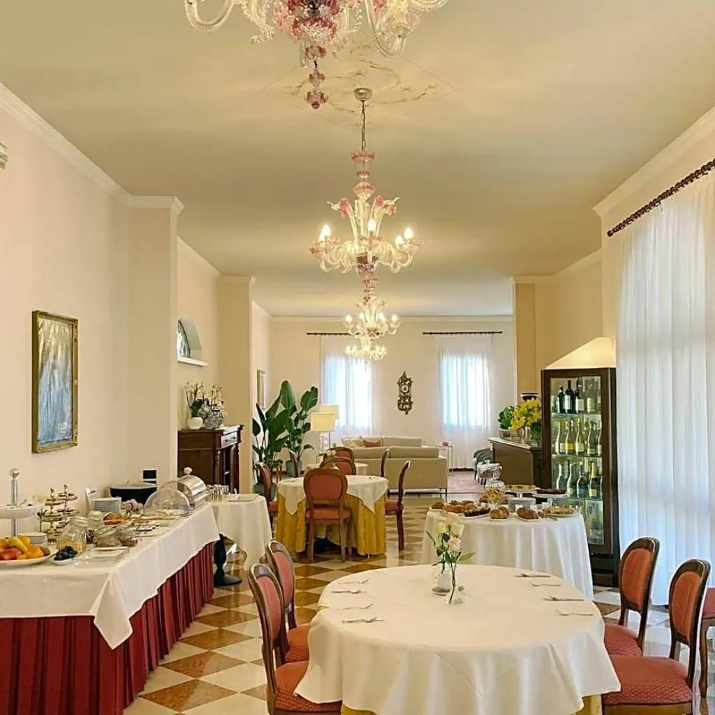 General view, Hotel Isola Di Caprera, Venice