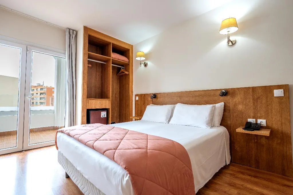 Double or Twin COMFORT Room, Nura Santa Ponsa Pins, Majorca