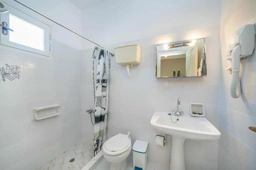 Double or Twin GARDEN VIEW CAPACITY 2 Room, Studios Vrionis Panoramic Sunset, Kefallinia