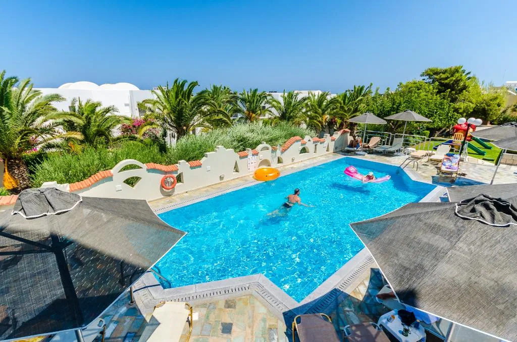Pool, Anna Maria Village, Crete