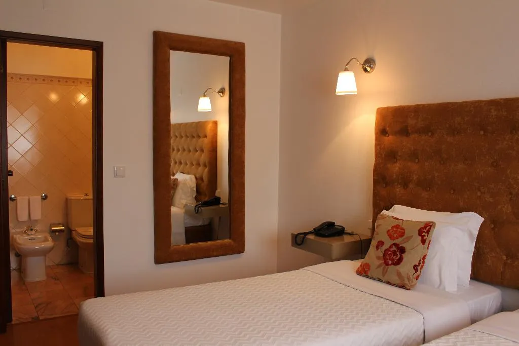 SINGLE STANDARD Room, Hotel Residencial Batalha, Porto