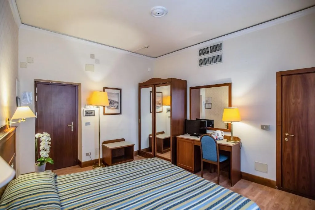 DOUBLE STANDARD Room, Martelli, Florence