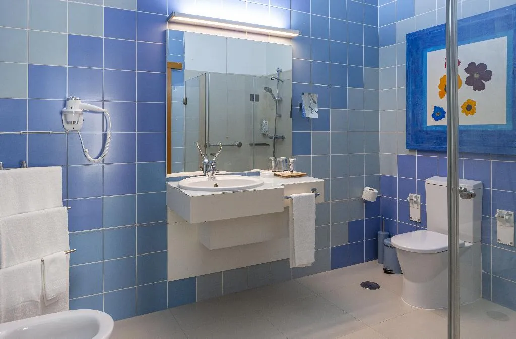 Double or Twin STANDARD Room, Casa do Outeiro, Arts & Crafts Boutique Hotel, Porto