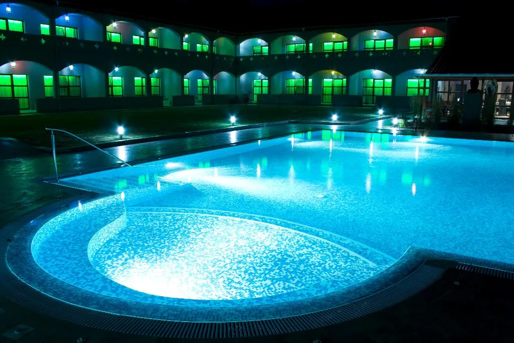 Pool, Hotel Mellow, Bourgas