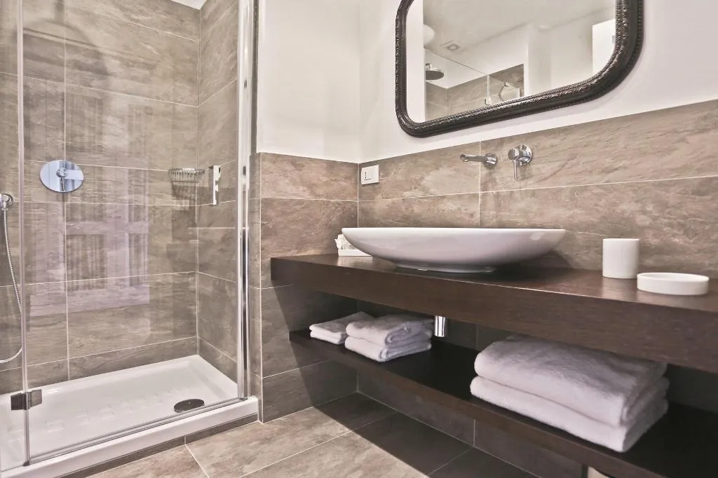 Room, Poggio Baronti B&B, Florence