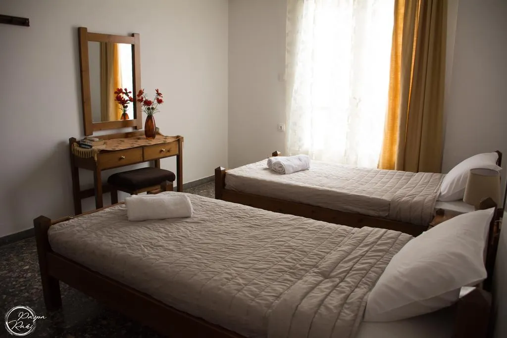 Room, Miss Soula  by Checkin, Crete
