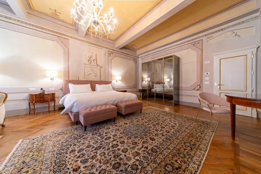 Double or Twin DELUXE Room, Residenza d’epoca Luca Pacioli, Florence