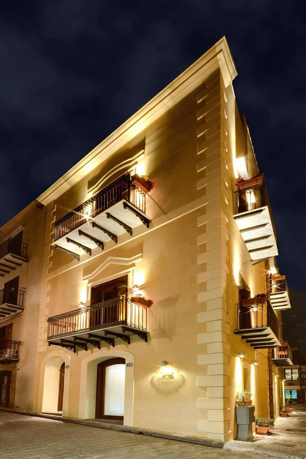 General view, La Plumeria Hotel, Palermo