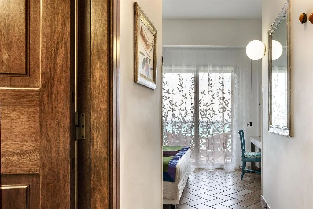 JUNIOR SUITE WITH DOUBLE BED Room, Stella Maris, Cagliari