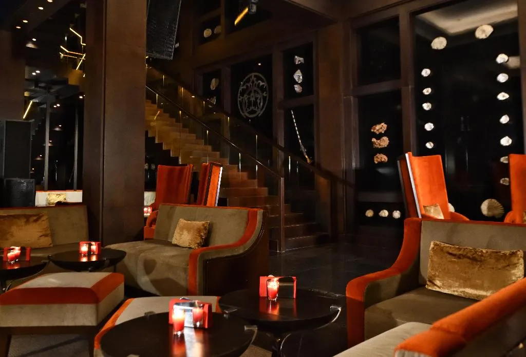 Bar, Movenpick Hotel Mansour Eddahbi Marrakech, Marrakech
